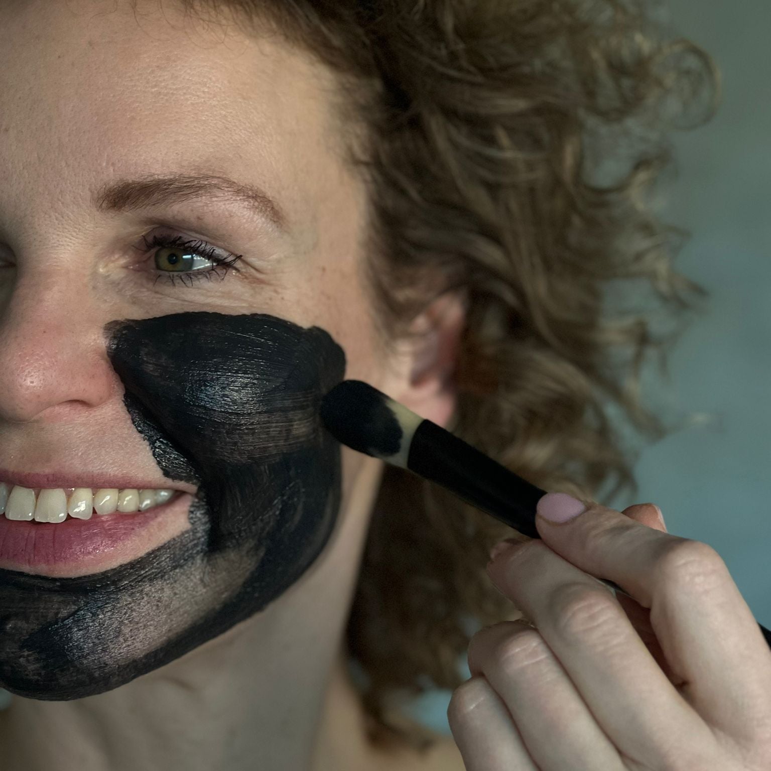 Gesichtsmaske Naturkosmetik mit CBD Öl