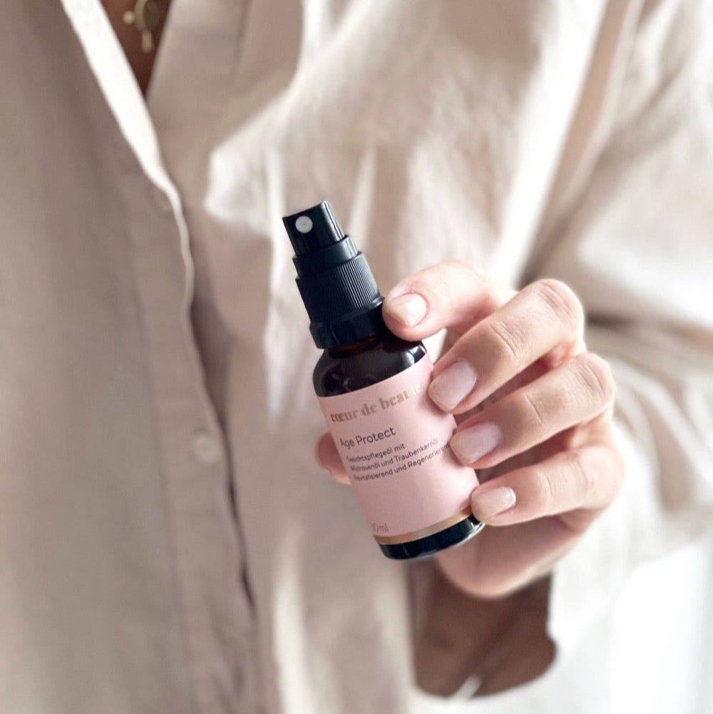 Gesichtsöl mit Wildrosenöl von Coeur de beauté vegane Naturkosmetik aus Berlin
